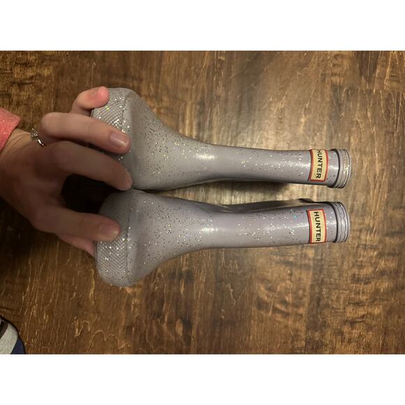 Hunter Rain boot size 12 girl silver glitter - Picture 3 of 6